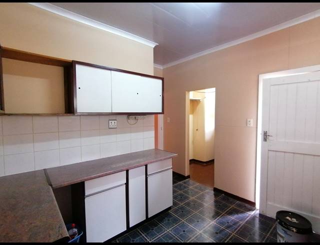 3 BEDROOM FREESTANDING SOLD IN STILFONTEIN EXT 1